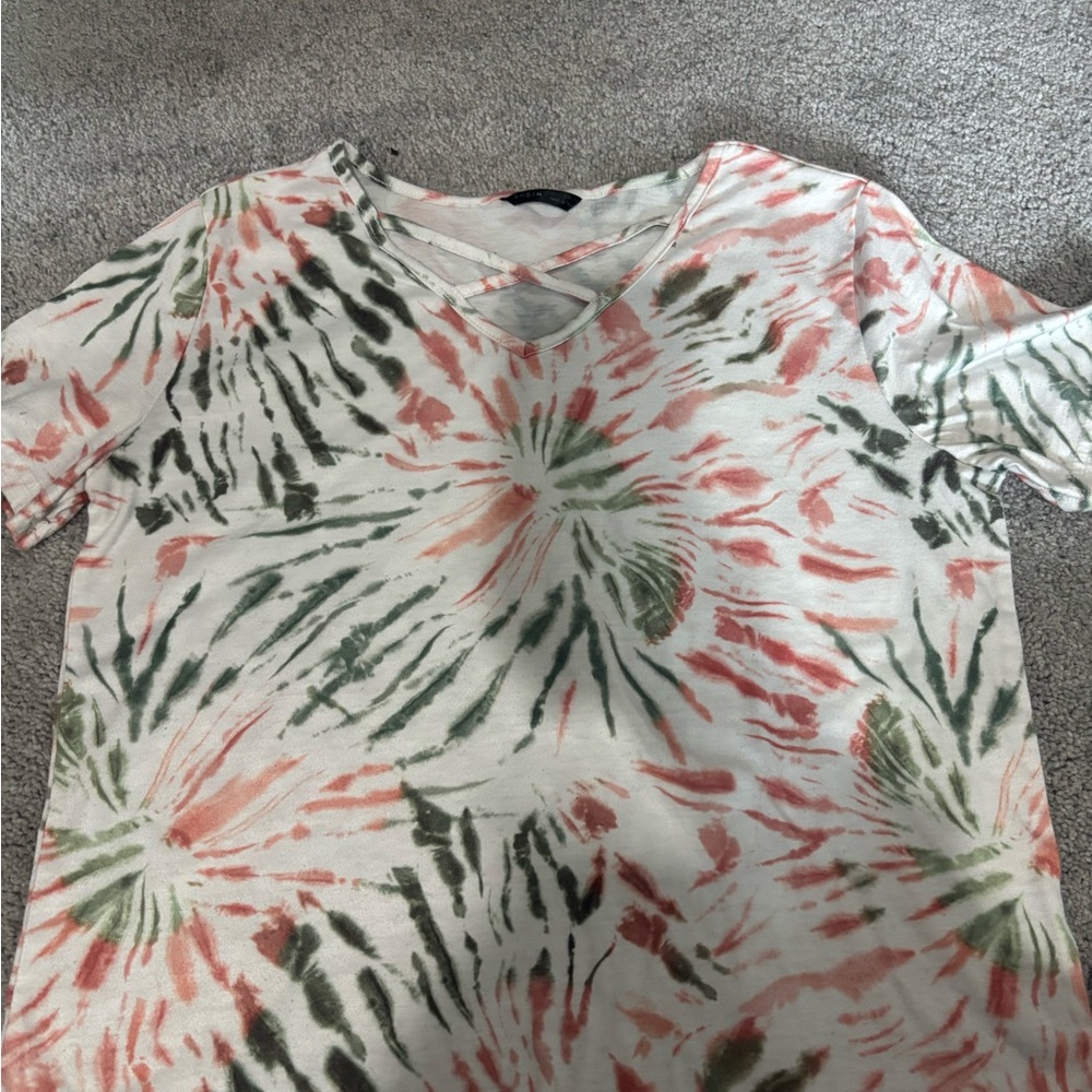 Women's Tie-Dye V-Neck Top